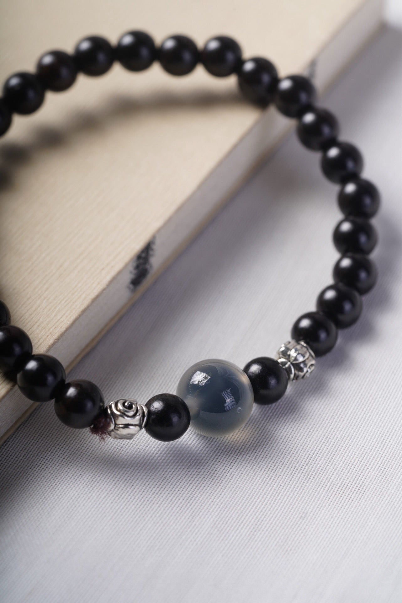 Black Sandalwood Sugar Heart Agate Bracelet