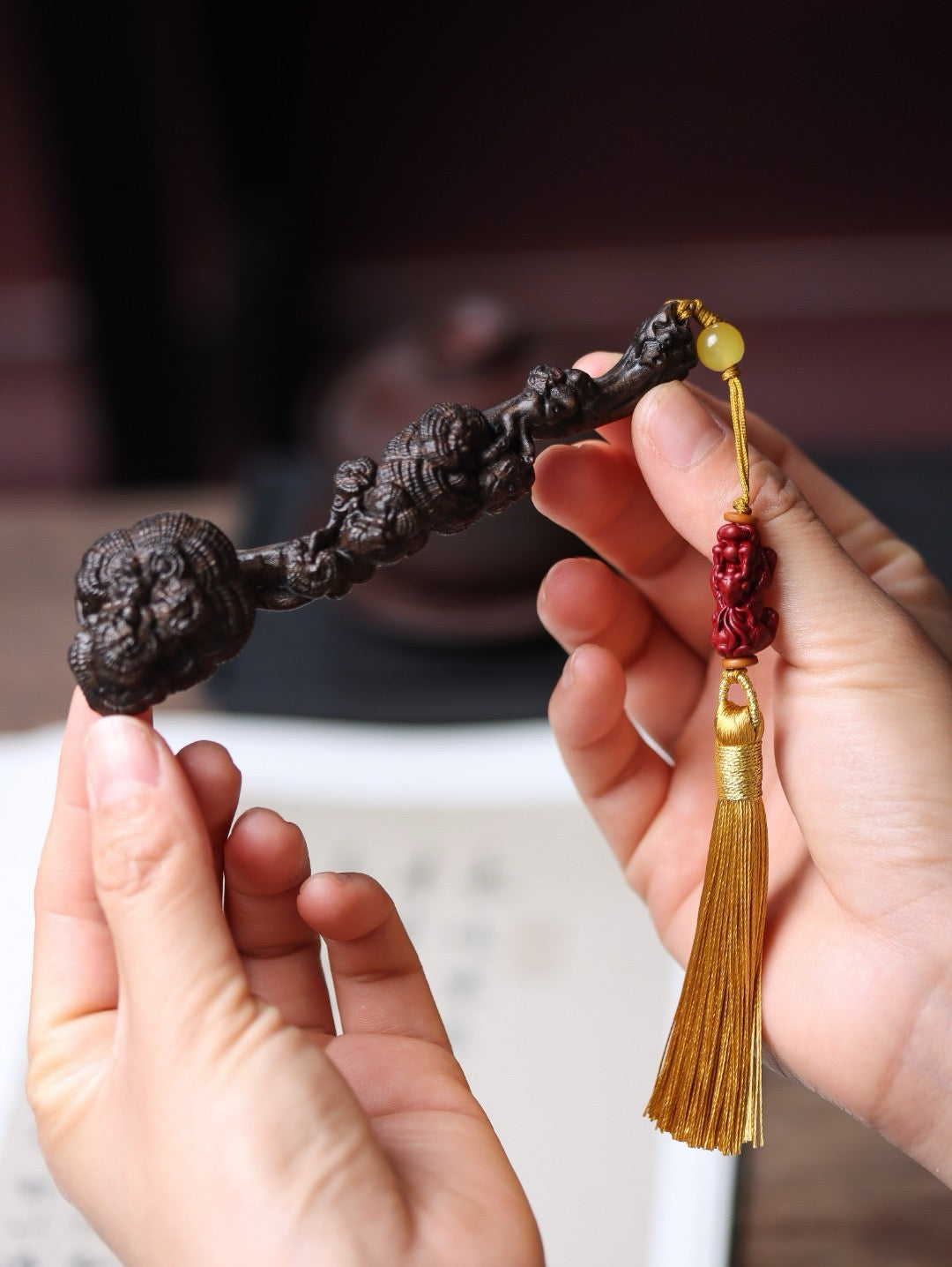 Vietnamese Agarwood Fine Carving Ganoderma Handheld Ornament