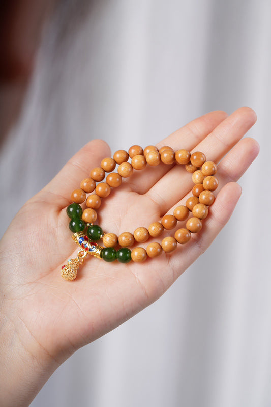 Sandalwood and Jade Gourd Double Loop Bracelet