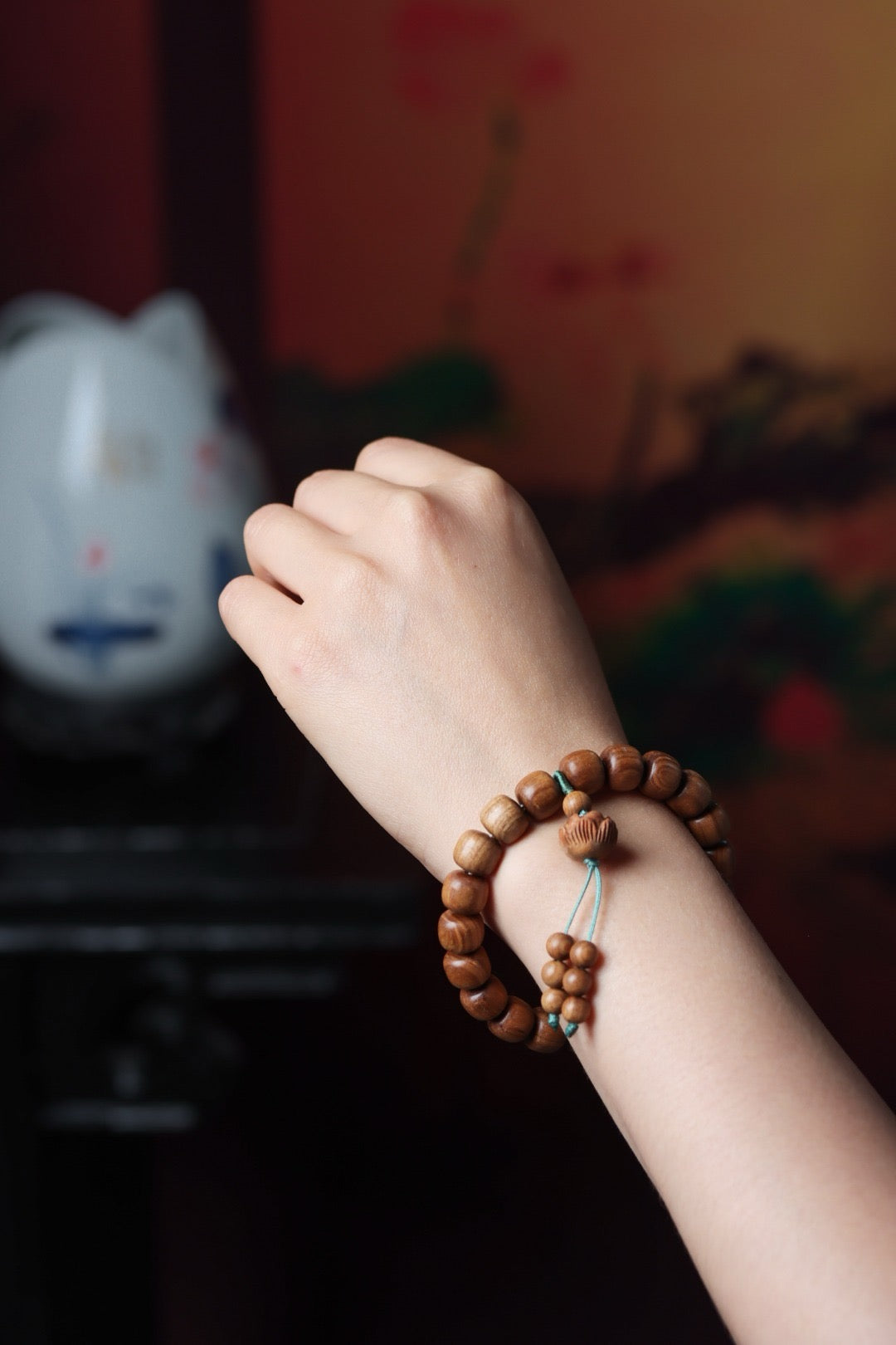 Australian Sandalwood Barrel Bead with Lotus Pendant Bracelet