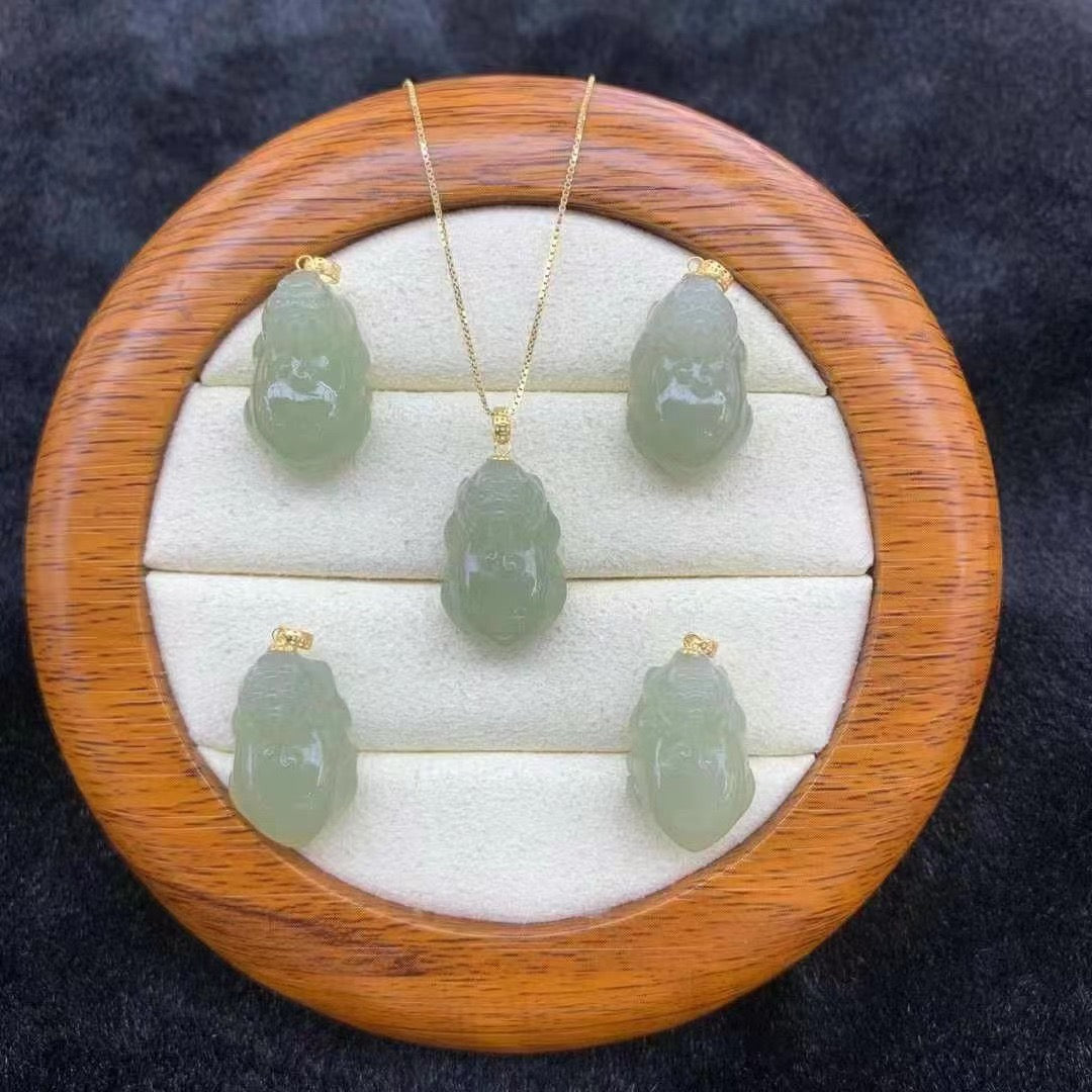 Hetian Jade Pixiu Pendant with 18k Gold