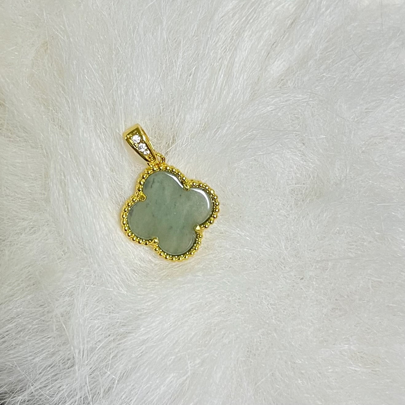 Clover Jade Pendant