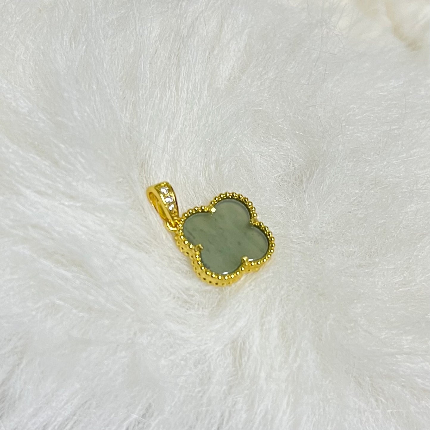 Clover Jade Pendant